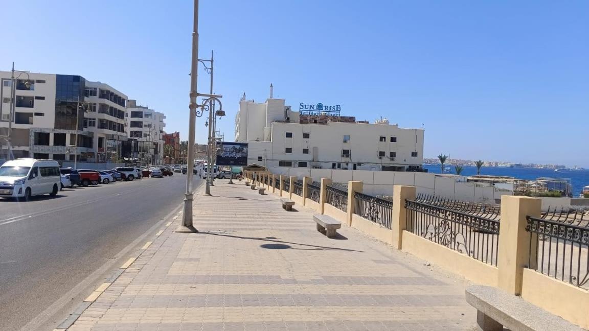 Apartment Eslam 2 *
